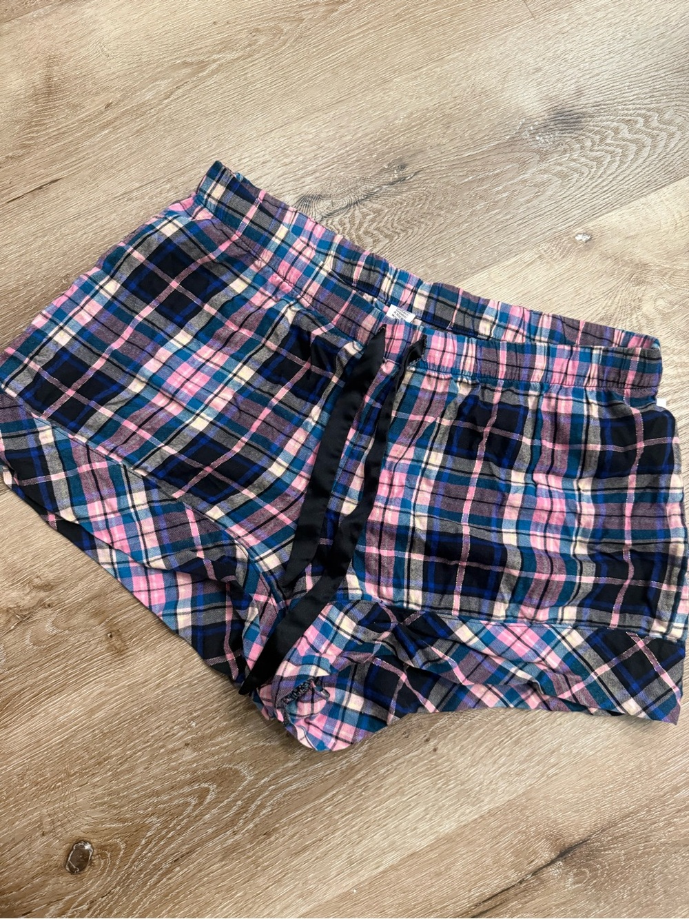 Victoria’s Secret Plaid Pink and Navy Women’s Lounge Shorts